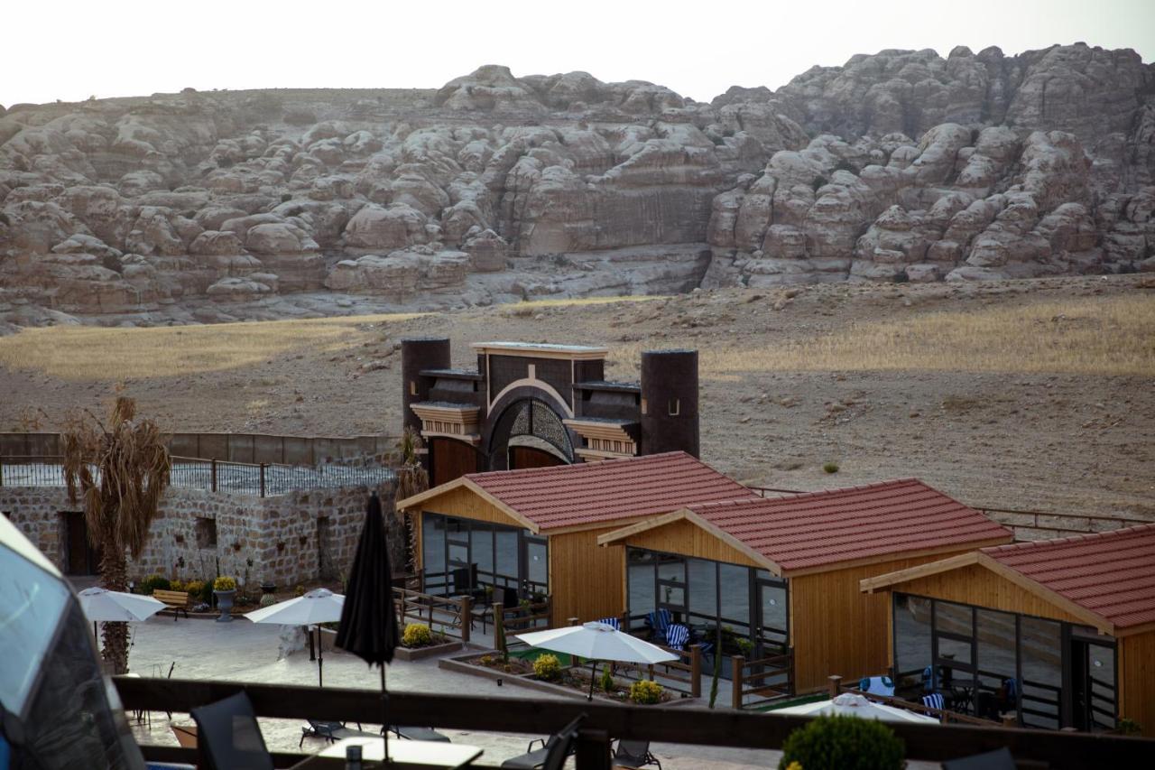 Petra Seasons Luxury Resort Al Hayy Екстериор снимка
