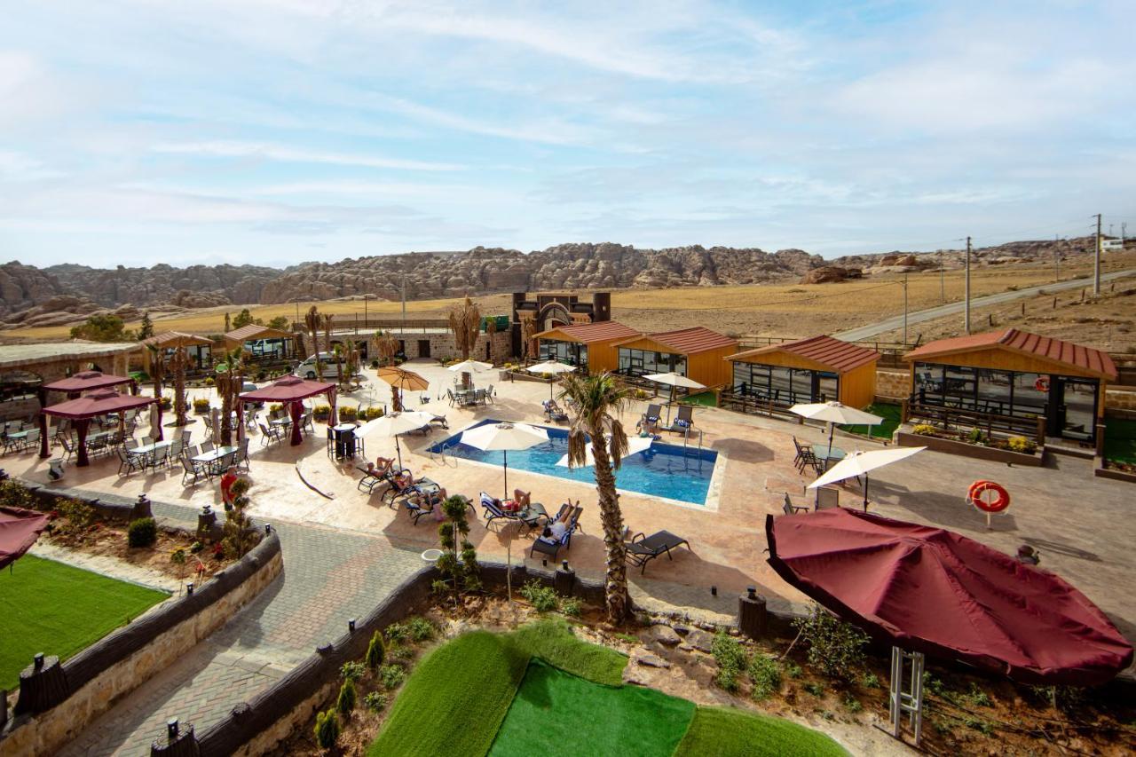 Petra Seasons Luxury Resort Al Hayy Екстериор снимка