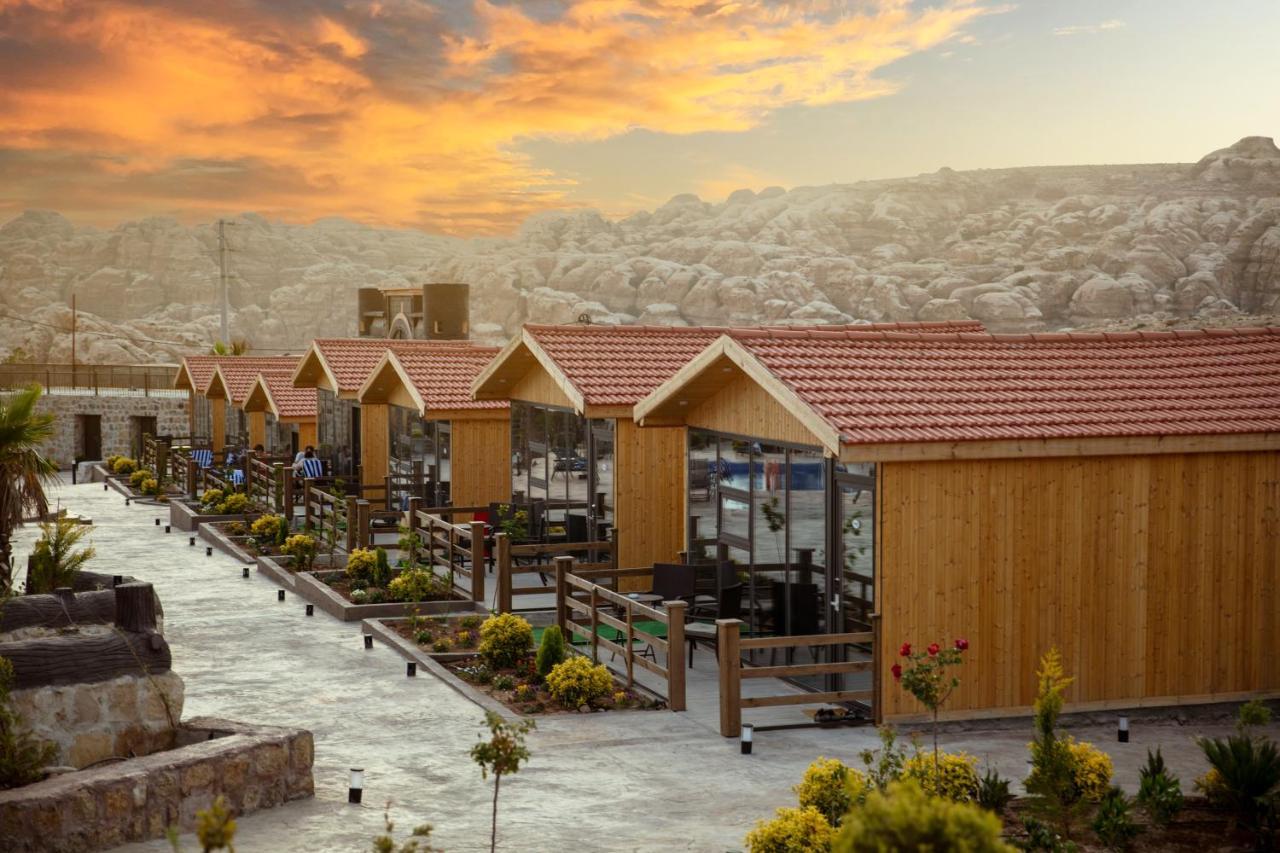 Petra Seasons Luxury Resort Al Hayy Екстериор снимка