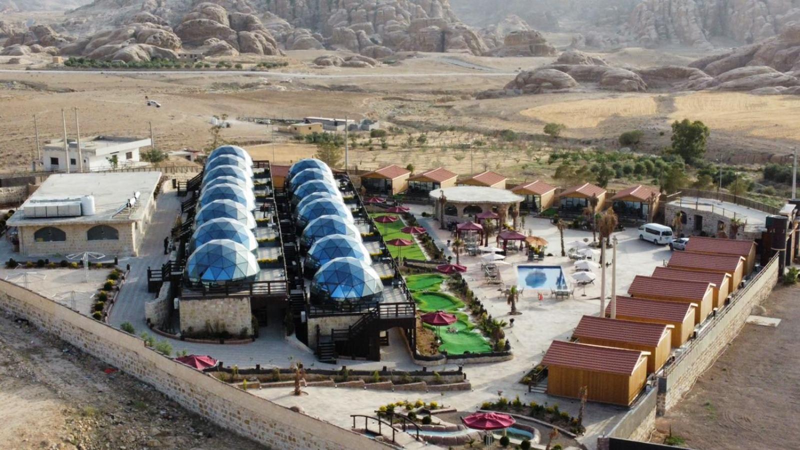 Petra Seasons Luxury Resort Al Hayy Екстериор снимка