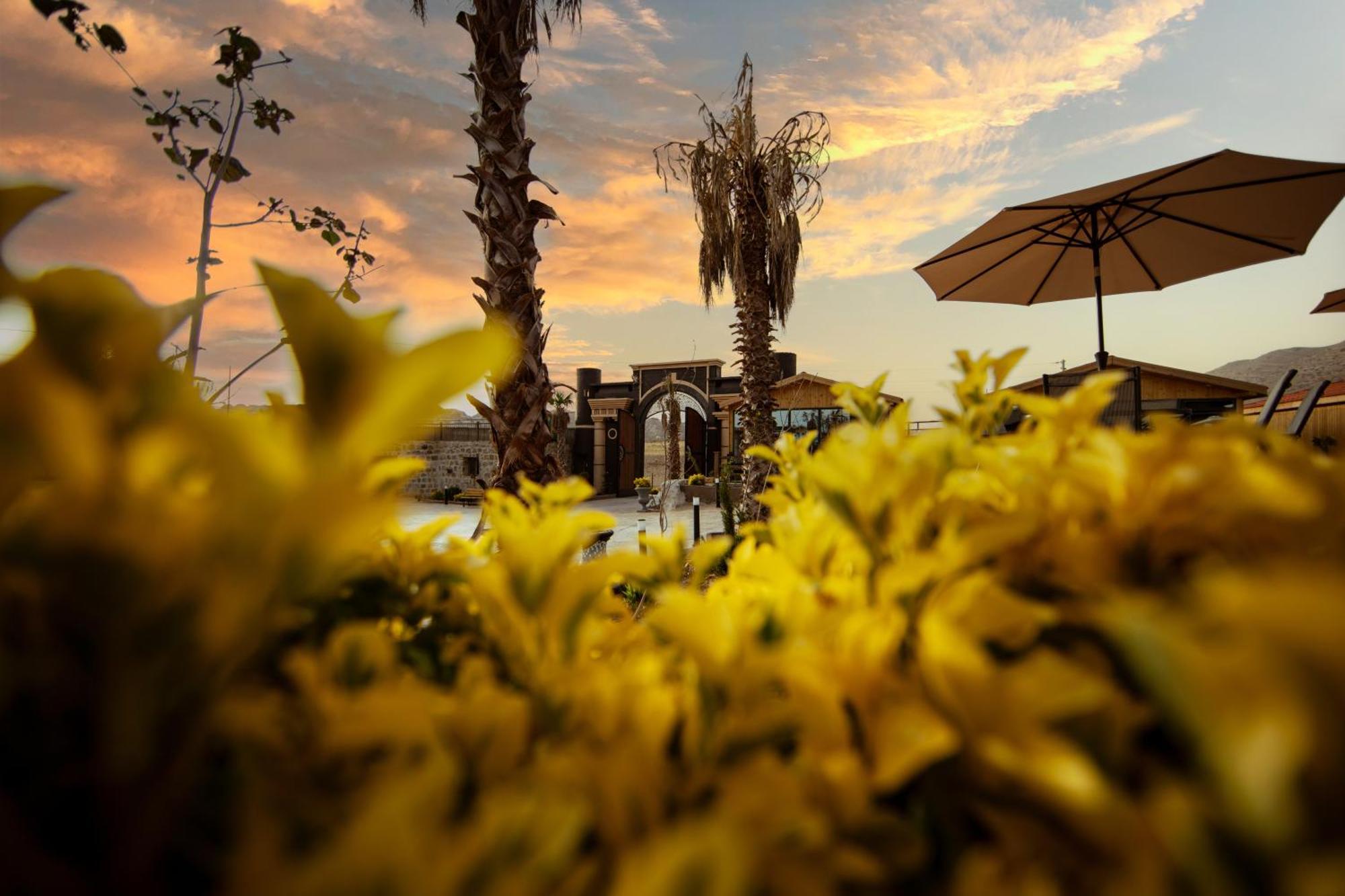 Petra Seasons Luxury Resort Al Hayy Екстериор снимка
