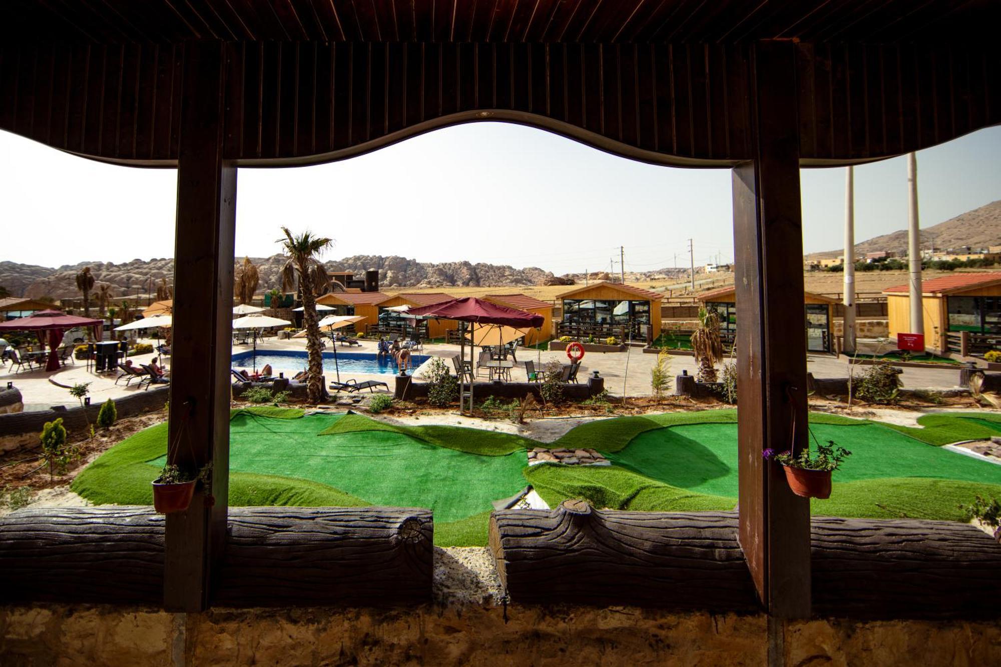 Petra Seasons Luxury Resort Al Hayy Екстериор снимка