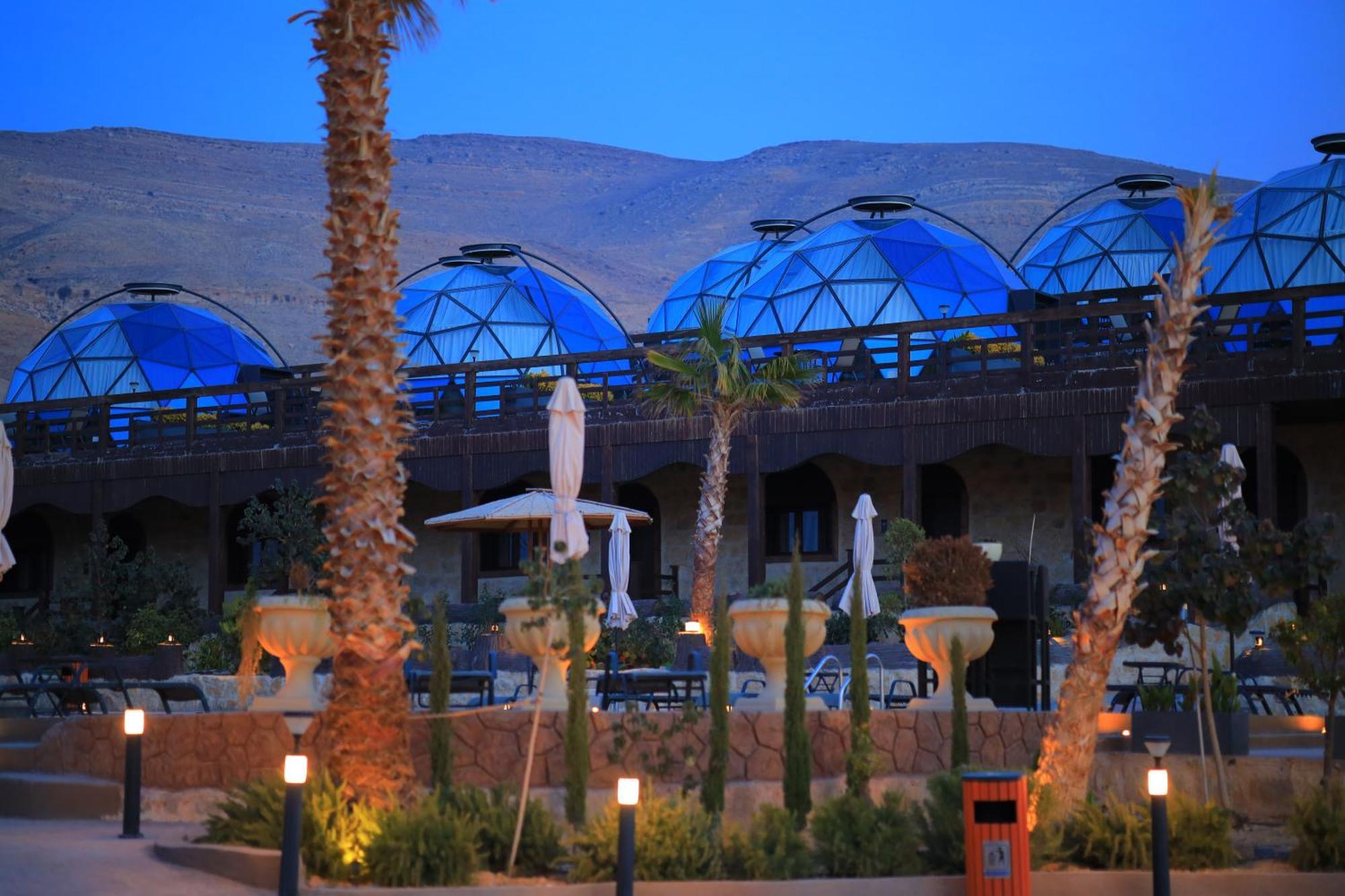 Petra Seasons Luxury Resort Al Hayy Екстериор снимка