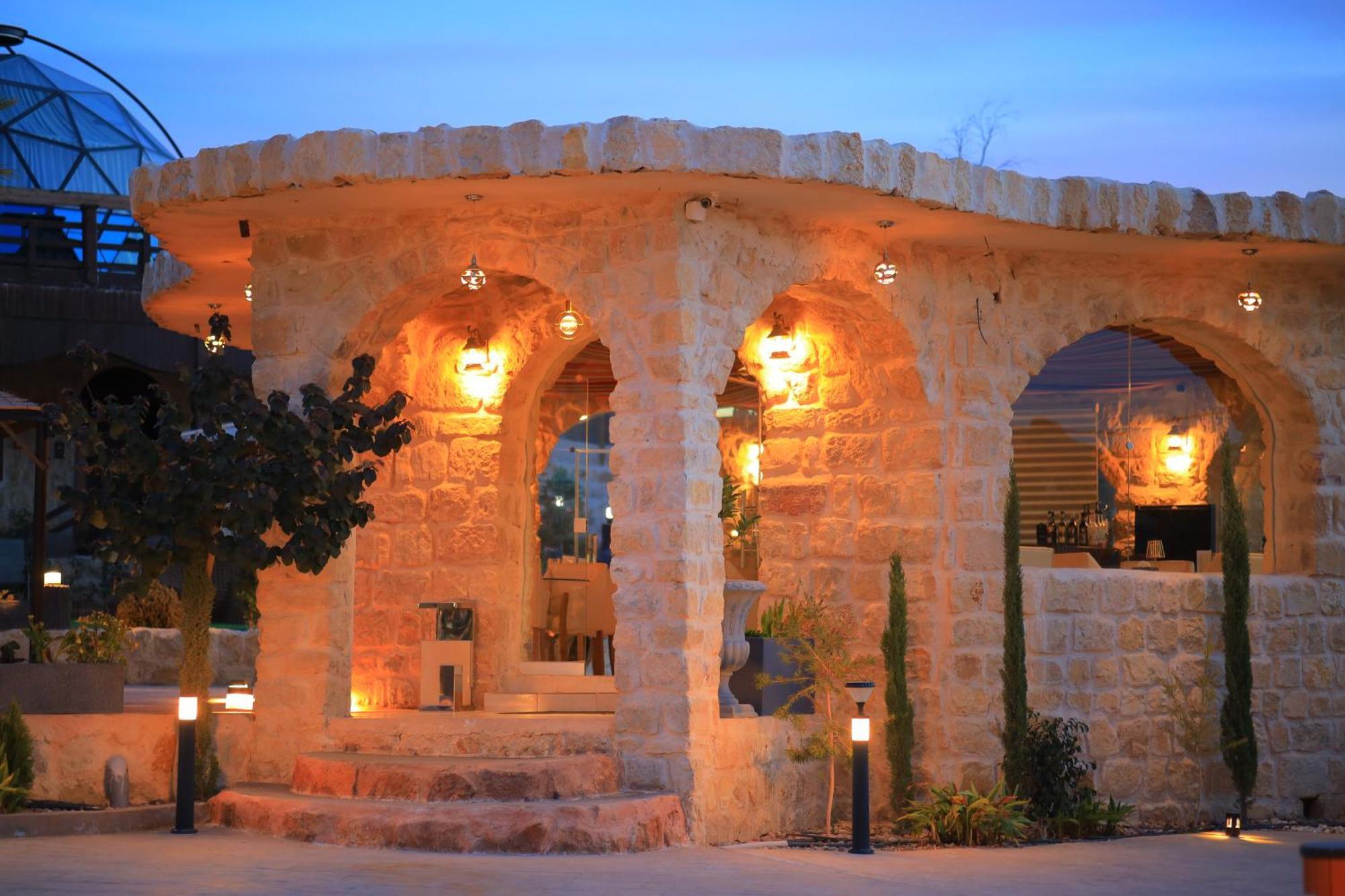 Petra Seasons Luxury Resort Al Hayy Екстериор снимка